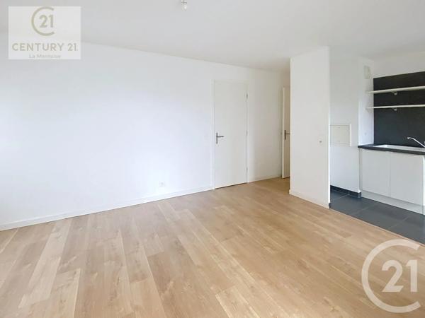 Appartement F4 à vendre  4 pièces - 77,95 m 2   MANTES LA JOLIE  - 78