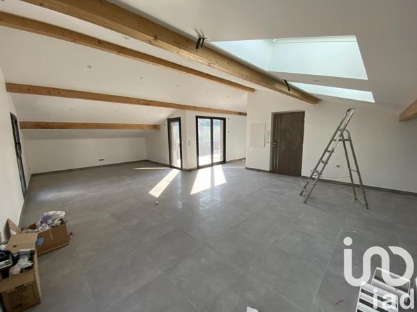 Appartement 3 pièces de 118 m² à Sorbiers (42290)