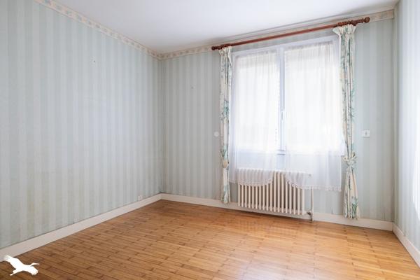 Maison à vendre 182 069 € Matha 6 p 128 m² DPE D