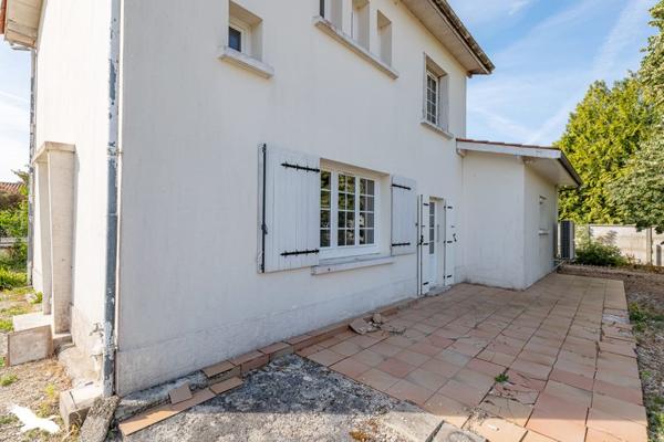 Maison à vendre 182 069 € Matha 6 p 128 m² DPE D
