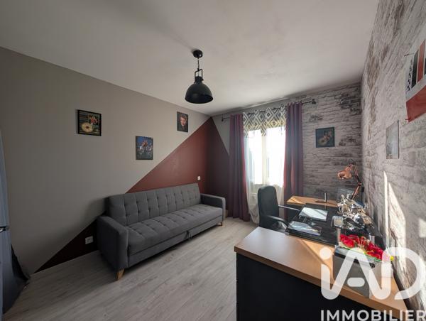 Maison à vendre 4 pièces 94 m² Saint-Hilaire-les-Places