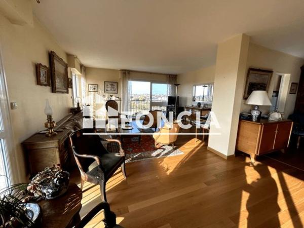 À vendre Appartement 5 pièces 112.94 m² - Chartres 28000