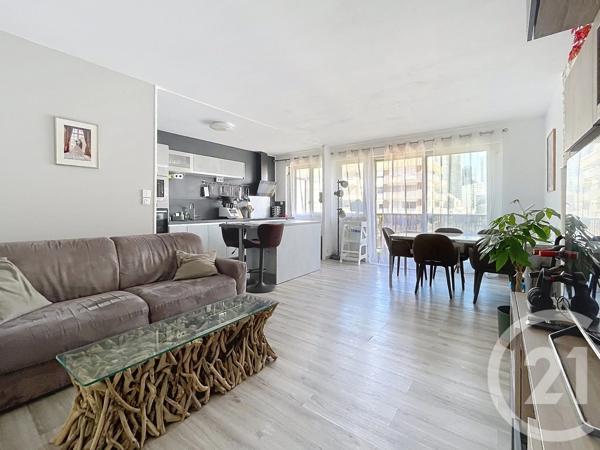 Appartement F3 à vendre  3 pièces - 69,03 m 2   PUTEAUX  - 92