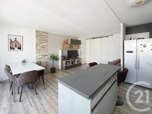 Appartement F3 à vendre  3 pièces - 69,03 m 2   PUTEAUX  - 92