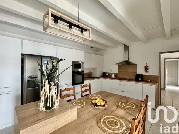 Maison à vendre 10 pièces 227 m² Manduel