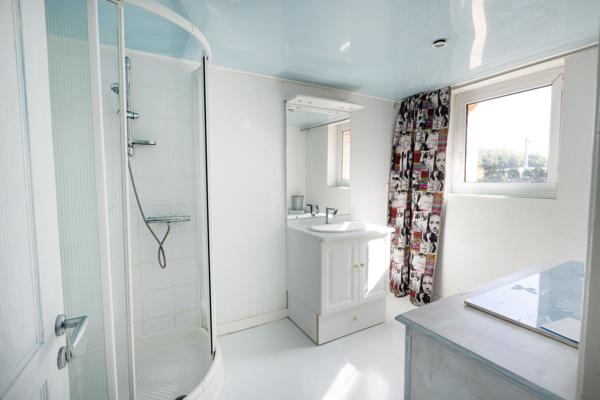 Maison
         12 pièces
        - 450 m² 990 000 € *