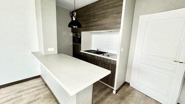 NANCY, T2 neuf + terrasse + parking couvert disponible