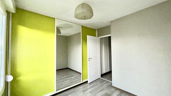 NANCY, T2 neuf + terrasse + parking couvert disponible