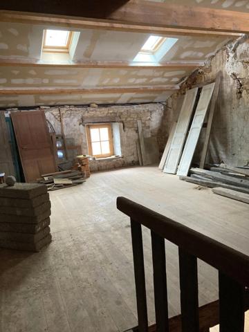 Dpt Charente (16), à vendre RUFFEC immeuble - Surface habitable 176,37 m²