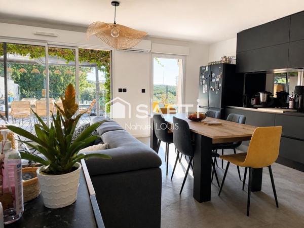 Maison récente avec piscine & vue imprenable sur les oliviers