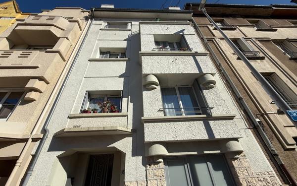 Immeuble à vendre    11 pièces •  Vandoeuvre-lès-Nancy