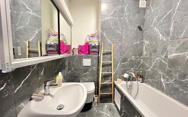 Immeuble à vendre    11 pièces •  Vandoeuvre-lès-Nancy