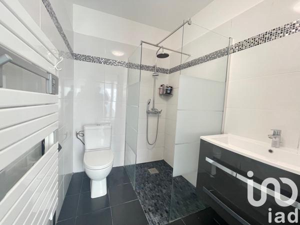 Appartement 5 pièces de 89 m² à Coubron (93470)