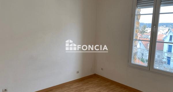 Location Appartement 2 pièces 27.68 m² - Saint-prix 95390