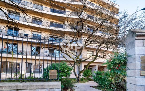 Appartement à vendre    2 pièces • 50,45 m2 Limoges