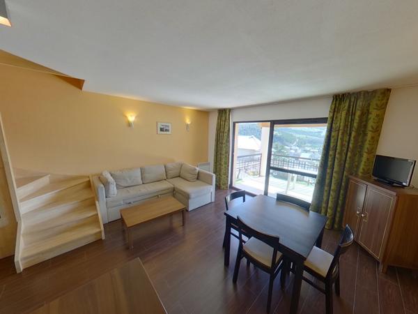 TYPE 3 EN DUPLEX - TERRASSE - PARKING PRIVATIF - PISCINE , Jausiers TYPE 3 EN DUPLEX - TERRASSE - PARKING PRIVATIF - PISCINE , Jausiers