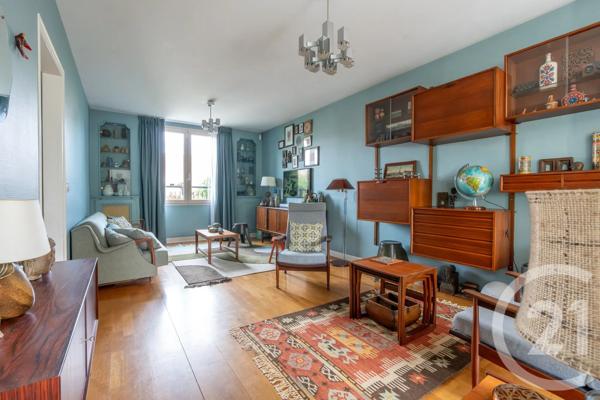 Maison à vendre  5 pièces - 122,59 m 2   VILLIERS SUR MARNE  - 94