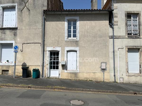 Maison à vendre 3 pièces CHANTONNAY (85)