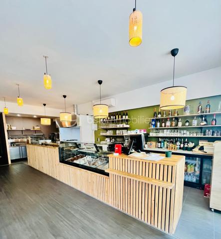 Local d activites de 70 m²