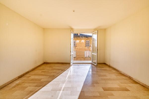 Appartement Bastia 3 pièces 79 m2 - ascenseur
