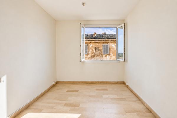 Appartement Bastia 3 pièces 79 m2 - ascenseur