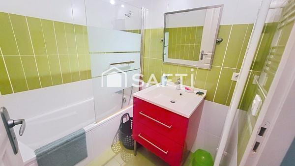 Maison T4 avec jardin, garage et stationnement – cœur de village, au calme