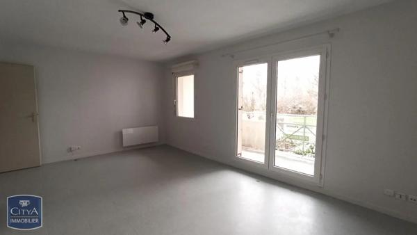 Appartement à louer 1 pièce 33.47m² Arpajon (91290)