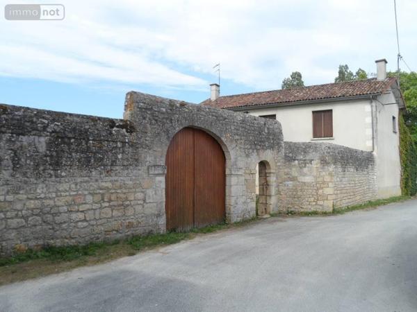 Maison à vendre à Savigny-Lévescault dans la Vienne (86800), ref : 2195