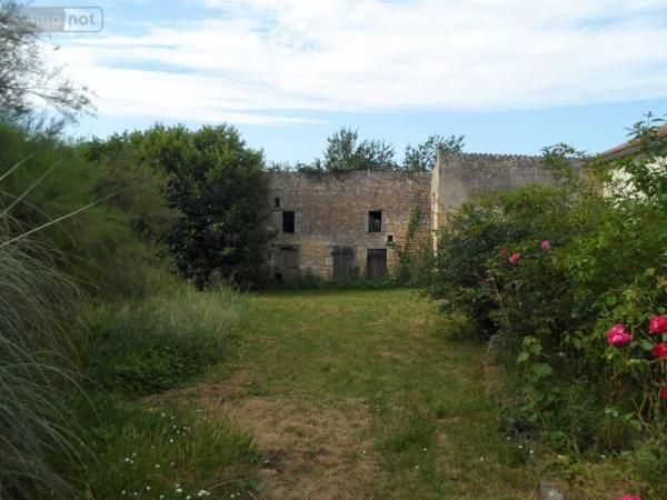Maison à vendre à Savigny-Lévescault dans la Vienne (86800), ref : 2195