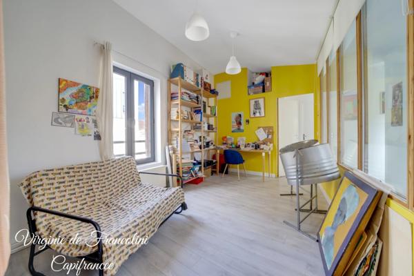 Montreuil-A vendre maison 130m2-terrasse-4 chambres-bureau indépendant-10mn à pied métro L9 et Mairie de Montreuil