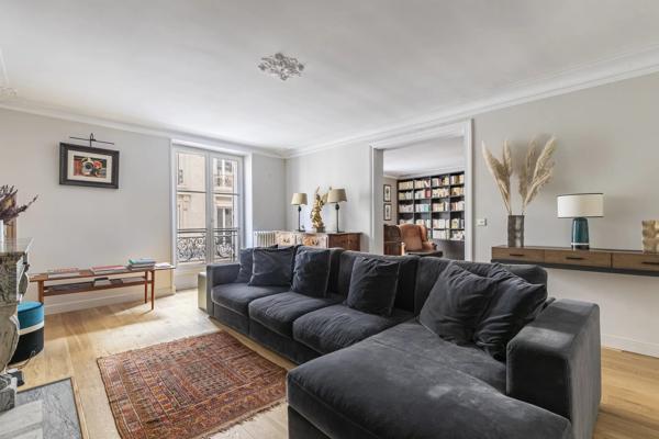 Paris 7ème, Appartement 2 Chambres -  122 m² à vendre