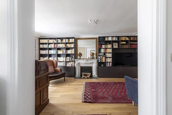 Paris 7ème, Appartement 2 Chambres -  122 m² à vendre