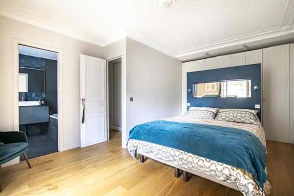 Paris 7ème, Appartement 2 Chambres -  122 m² à vendre