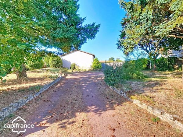 À vendre – Maison familiale de 226 m² avec studio indépendant et grand jardin à Thouars (79)