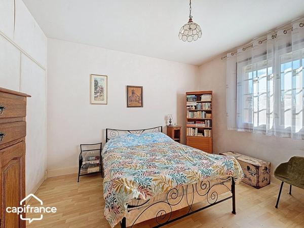 À vendre – Maison familiale de 226 m² avec studio indépendant et grand jardin à Thouars (79)