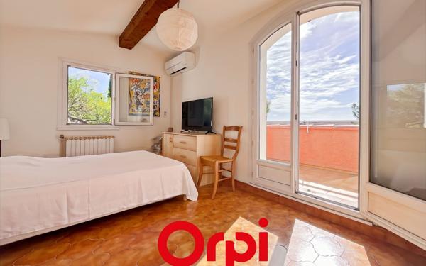 Maison à vendre    7 pièces • 240 m2 Bandol