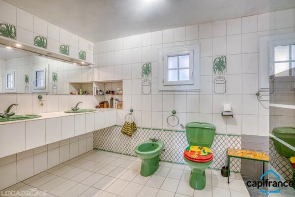 Maison en pierre de 140m²+ dépendance de 140m² à 30mn de l'aéroport de Bergerac