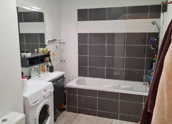 Appartement à louer    2 pièces •  Bordeaux