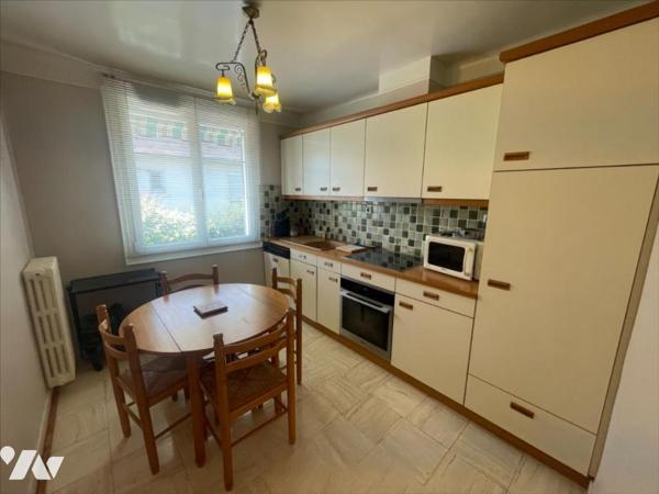 CAEN VENOIX MAISON 7 PIECES EN TRES BON ETAT