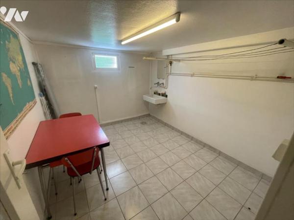 CAEN VENOIX MAISON 7 PIECES EN TRES BON ETAT