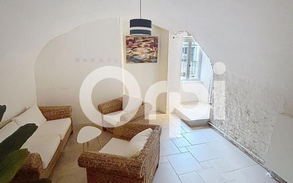 Immeuble à vendre    6 pièces •  Chaumont