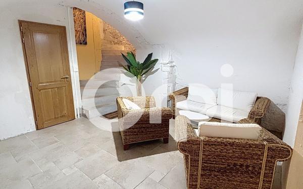 Immeuble à vendre    6 pièces •  Chaumont