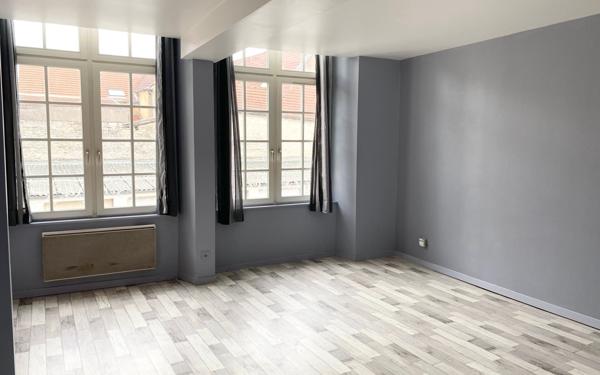 Immeuble à vendre    6 pièces •  Chaumont