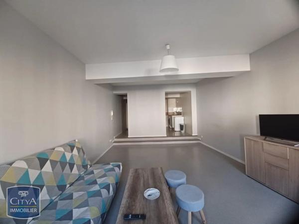 Appartement à louer 1 pièce 44.35m² Agen (47000)