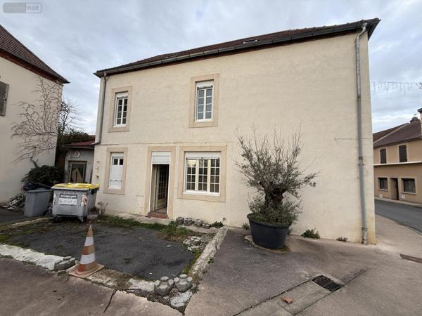 Maison à vendre à Broût-Vernet dans l'Allier (03110), ref : 2026/994-03020