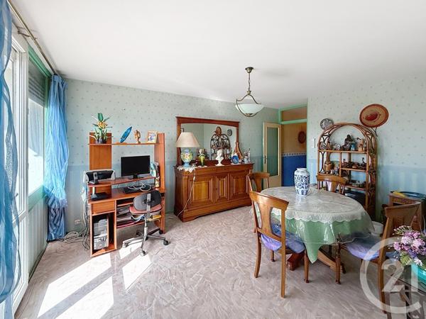 Appartement F4 à vendre  4 pièces - 75,57 m2 CHALON SUR SAONE - 71