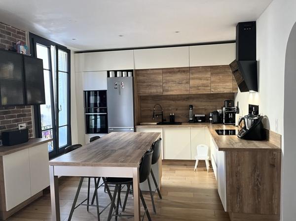 Appartement à vendre 522 500 € La Garenne-Colombes 5 p 74 m² DPE E