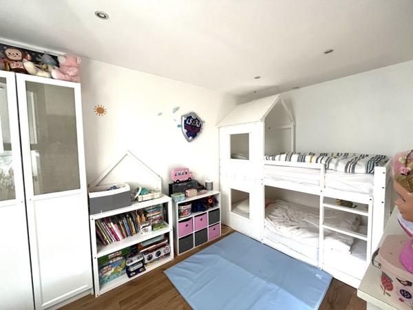 Appartement à vendre 522 500 € La Garenne-Colombes 5 p 74 m² DPE E