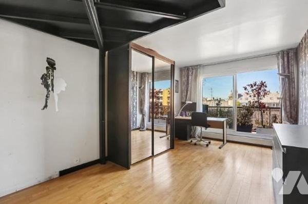 Appartement familial dernier étage avec terrasse 