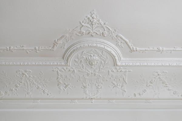 Appartement bourgeois rue Lamarck 2 pièces Charme